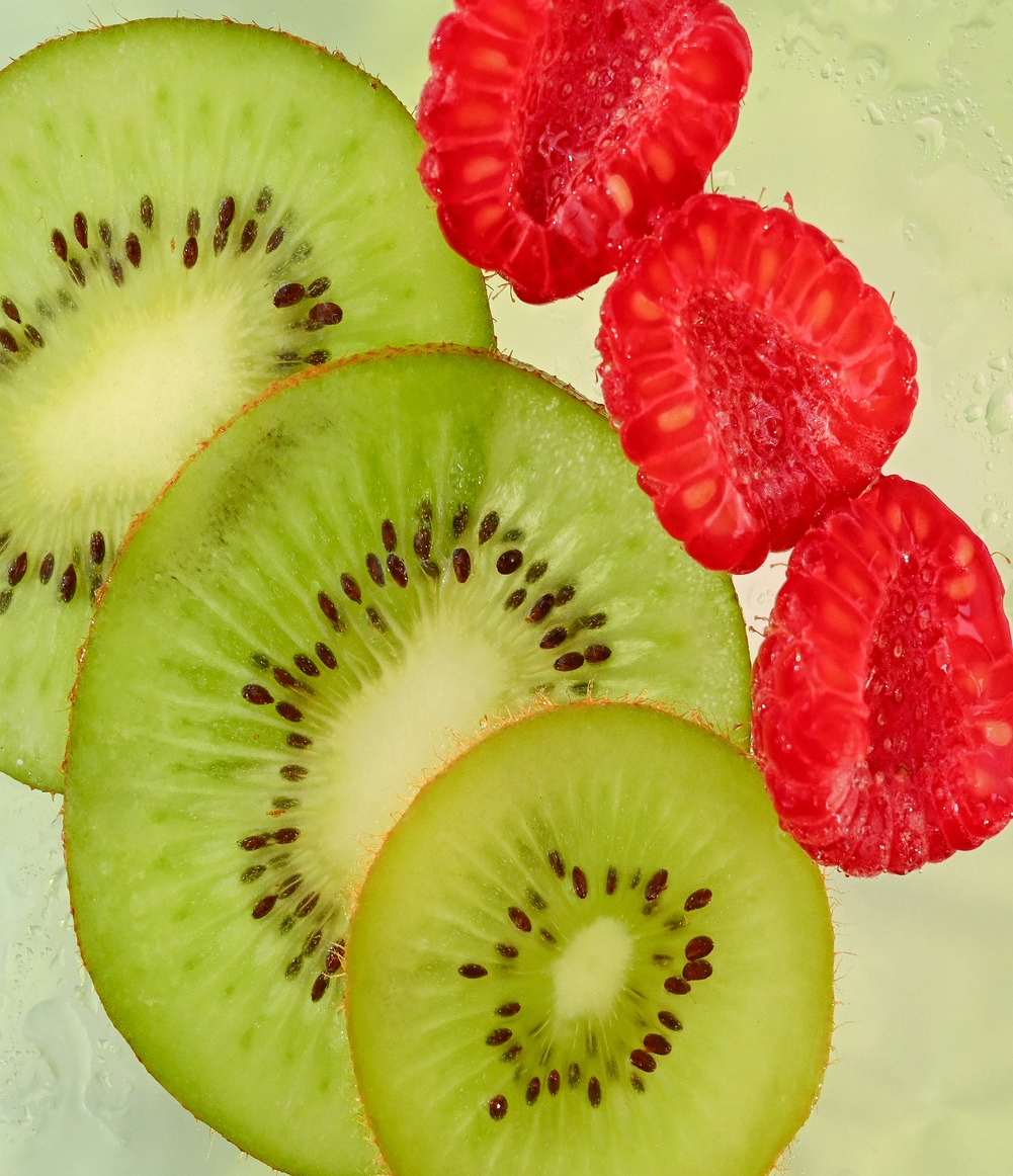 Raspberry Kiwi Splash Super Balm - View 4